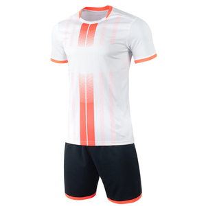 2025 uniforme de fútbol con logotipo personalizado Unisex 100% poliéster recién llegado uniforme de tamaño adulto servicio OEM disponible para corte automatizado - Product Image 3