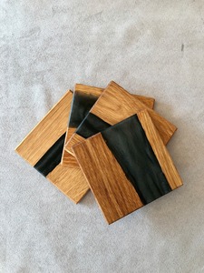 Posavasos elegantes de resina epoxi: belleza de incrustaciones de madera para su hogar "Posavasos elegantes de resina y madera: perfectos para cada ocasión" - Product Image 5