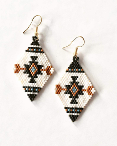 ต่างหูลูกปัดแฟชั่นทำมือสำหรับผู้หญิงทำมือหลายสี - Product Image 5