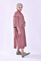 Robe longue éco-responsable 100 % coton style bohème à col et manches à volants, teinte unie, pour grossistes et détaillants de boutiques