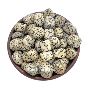 Jaspe dálmata Natural de alta calidad cae cristales tallados de forma libre a granel para decoración del hogar Feng Shui y tema de amor - Product Image 3