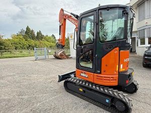 Mini-excavatrice Hitachi ZX26U-6 CR neuve/d'occasion 2025, 75 kg, moteur, pompe et roulement inclus, équipement avec rapport fourni - Product Image 2