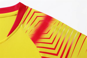 Recién llegado, camiseta de fútbol hecha en fábrica, transpirable y cómoda, uniforme de equipo de diseño OEM para venta en línea - Product Image 3