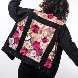 Veste en jean pour femmes avec fleurs en dentelle, élégante veste en jean brodée, vêtement décontracté élégant pour femmes, prix de gros - Product Image 3