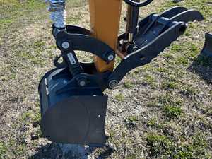 2024 para CASE CX37C Excavadora de orugas nueva y mejorada con motor Yanmar Eaton Cilindro hidráulico Componentes de núcleo clave Bomba de motor - Product Image 2