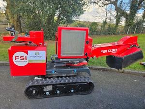 EN VENTA: Trituradora de tocones con control remoto FSI D30 Track |   Diésel de 30 HP - Product Image 6