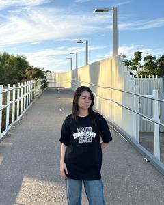 Camiseta de algodón 100% Unisex de alta calidad con estampado gráfico personalizado de gran tamaño e informal de longitud corta para hombres/mujeres - Product Image 2