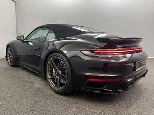 รถ SUV ปี 2025 รุ่น 911 Turbo S Sport Design เครื่องยนต์เบนซิน 3.8 ลิตร 650 แรงม้า ภายในเบาะหนังสีเข้ม เกียร์อัตโนมัติ สภาพใช้งานมาแล้ว - Product Image 3