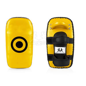 Almohadilla de patada con espalda antideslizante para entrenamientos más seguros Almohadilla de patada de PU reforzada con asas laterales fuertes - Product Image 1