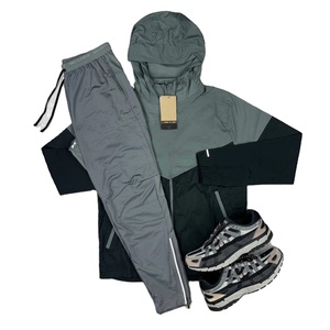 Conjunto corto de dos piezas personalizado OEM ODM para hombre, ropa de calle para hombre, chaqueta cortavientos reflectante, chándal para hombre, conjuntos de verano - Product Image 1