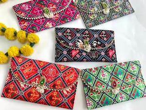Shagun Lifafa, <b>Gift</b> <b>Bag</b>, Haldi Mehendi Sangeet <b>Gift</b> Handbag, <b>Gift</b> for Guest, <b>Bridesmaid</b> <b>Gift</b>, Cash Envelope, Clutch <b>Bag</b>, Cases - Product Image 3