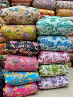 Robes de mariée en tissu chinon poly respirant brodé de fleurs, châles Kurta pour garçons et filles, couleurs personnalisées, poids moyen