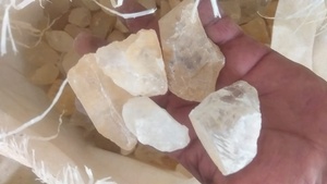 Pointe de cristal de quartz brut naturel, pierre de guérison, énergie spirituelle, méditation, Reiki, décoration, cadeau, fabrication de bijoux - Product Image 6