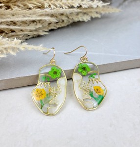 Pendientes de Resina con Diseño Abstracto |   Joyería Artesanal de Moda Vintage Tradicional para Mujer |   Accesorios de Moda para Bodas y Fiestas - Product Image 5