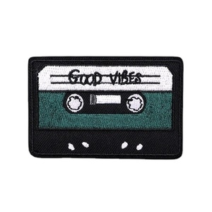 Badges brodés à la machine de haute qualité, très vendus, personnalisés, logos de vêtements, badges tissés, badges brodés en tissu - Product Image 6