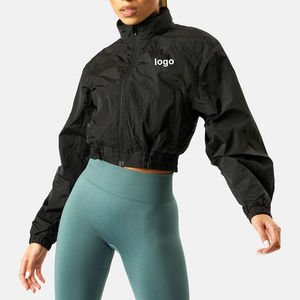 Chaqueta cortavientos corta al por mayor de fábrica para mujer Material de poliéster 100% transpirable y ropa para deportes al aire libre OEM - Product Image 1