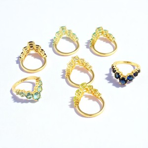 แหวนพลอยคาลซิโดนีสีขาวตั้งมงกุฎทำด้วยมือชุบทอง925เครื่องประดับแหวนเงิน - Product Image 2