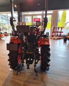 Tracteur agricole Kubota 4x4 EK1261 Neuf Livraison Rapide Fiable Pompe à Engrenages Moteur Roulement - Product Image 3