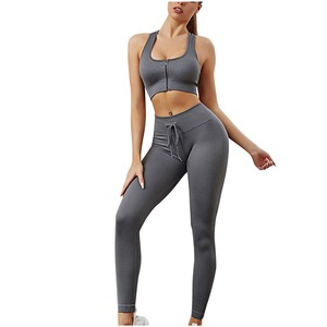 Conjunto de Yoga Deportivo Personalizado sin Costuras con Estampado Otoñal para Mujer, Sujetador Deportivo Ligero y Transpirable y Leggings, Ropa de Gimnasio Cómoda - Product Image 1