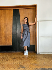 Robe convertible à plusieurs voies en lin gris fait à la main Robe midi décontractée avec ourlet évasé et doublure en coton à motif solide - Product Image 4