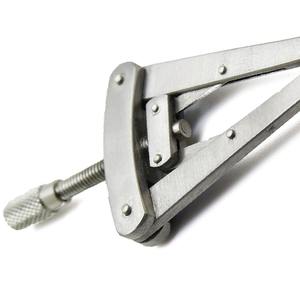 Fournisseur en gros 100 mm Matériau japonais en acier inoxydable fabriqué au Pakistan pour Alm Self Retaining Retractor Blunt - Product Image 6