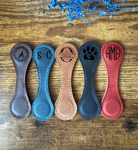Personalized Handmade Crazy Horse Leather Bookmark Clip Custom Genuine Leather Magnetic Bookmark for Reader Gift