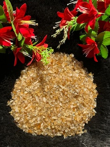 หินซิทรินธรรมชาติแบบชิปส์ ขัดเงา คริสตัลกรวด อัญมณีสำหรับทำเครื่องประดับ งานเรซิ่น งานฝีมือ ตกแต่งแจกัน - Product Image 6