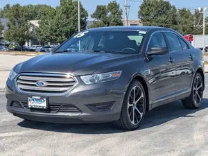 Ford Taurus SEL 2015 - Product Image 6