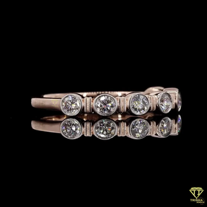 Bague d'éternité en plaqué or rose sertie de lunette bague ronde en diamant Moissanite alliance en argent 925 - Product Image 2