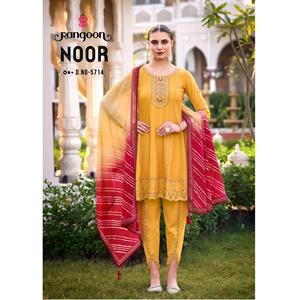 Vente en gros miroir traditionnel Maruti Fashion Kali Khatli pour travail manuel indien pakistanais mariage de femmes impression numérique Chinon fantaisie - Product Image 1