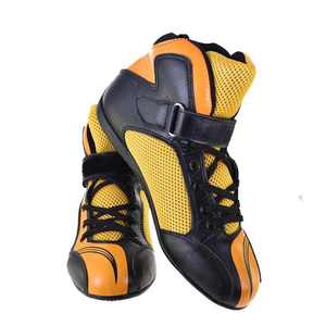 Chaussures de karting pour hommes au design optimal, respirantes, en cuir/caoutchouc de haute qualité, vêtements de sport, grandes tailles, imperméables, logo personnalisé - Product Image 3