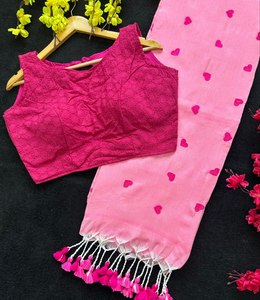 Sari en coton Khadi tendance avec broderie, au prix le plus bas, fournisseur de Surat, fabricant de mode féminine, en vente - Product Image 3