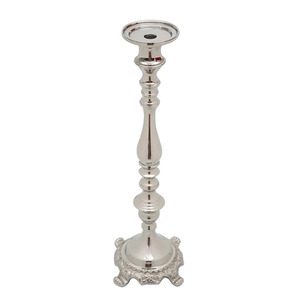 Bougeoir élégant Illuminez votre espace avec un bougeoir de style chic parfait pour ajouter une touche de chaleur - Product Image 3