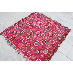 Tapis vintage, tapis turc 3,7x3,4 pieds, tapis Kilim imprimé animaux rouge et vert - Product Image 2