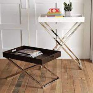 Bandeja exclusiva para servir de metal de primera calidad con soporte plegable ajustable acabado pulido dorado forma y tamaño personalizados al precio de venta - Product Image 5