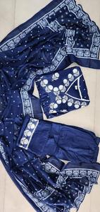 Mulmul Anarkali Kurti Pantalon Avec Duppatta Premium Quality Kurti with Beautiful Embroidery Work Long Kurta Dupatta Fabric- Cotton - Product Image 3