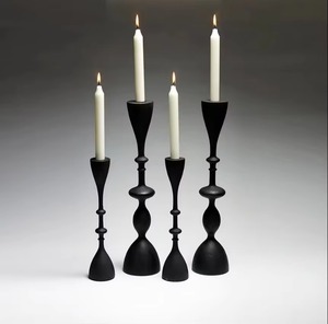 Bougeoirs coniques en bois naturel Style unique pour la maison et le mariage Noël festif Pâques et la Saint-Valentin Décoration d'événement - Product Image 2