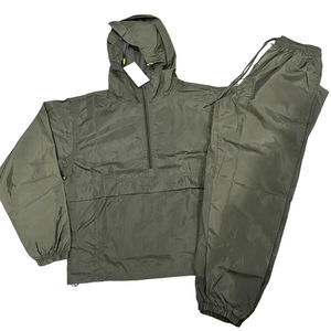 Ensemble imperméable et coupe-vent pour homme Ensemble coupe-vent à capuche respirant avec motif uni pour l'hiver Vêtements en gros - Product Image 4