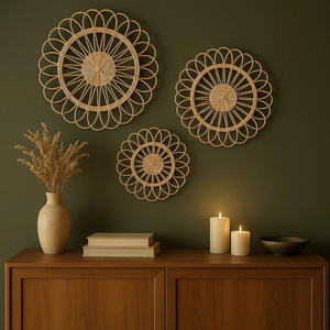 Art mural en rotin moderne, fait à la main, en osier naturel, accent décoratif mural pour intérieur contemporain et décoration murale de style statement - Product Image 1