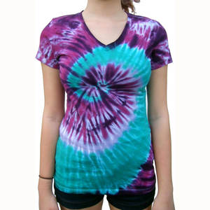 Camiseta de gran tamaño con estampado de tinte de corbata para mujer, nuevas camisetas de verano para mujer, a la moda ropa de calle, cuello en V para mujer - Product Image 1