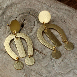 Boucles d'oreilles pendantes en laiton plaqué or 18 carats de haute qualité bijoux de mode minimalistes avec motif de goutte géométrique pour les femmes - Product Image 3