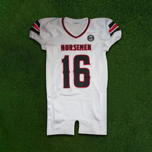 Fabricante de uniformes de fútbol personalizados de calidad superior de camisetas de fútbol americano ajustadas clásicas personalizadas en Pakistán - Product Image 2