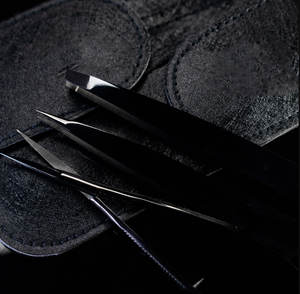 Precision Black Color Professional Stainless Steel Eyebrow Tweezers with Scissors Set for Women and Men's Eyebrow Eco-Friendly - Product Image 4