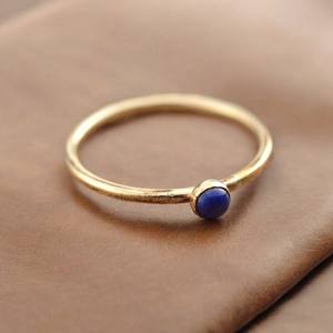 Anillo Fino Hecho a Mano en Plata de Ley 925 con Lapislázuli Natural, Engaste con Baño de Oro, Estilo Bohemio, Anillo de Compromiso Único - Product Image 3