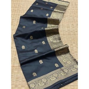 Nouvelle Collection Evergreen Design Pour Femmes Banarasi Saree En Soie Avec Chemisier Avec Travail Imprimé Exportateur Et Fournisseur Indien - Product Image 1