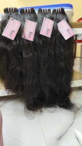 Cheveux de temple indien au prix d'usine |   Cheveux humains Remy non traités |   Cheveux JERRY HAIRS, marque, double trame, machine |   Tamil Nadu |   100 grammes - Product Image 2