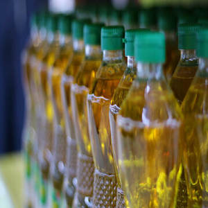 Huile de canola raffinée de qualité supérieure à vendre - Product Image 4