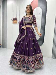 Nouveau Festival Lehenga Choli avec séquence de codage de broderie lourde et travail de fil nuptiale Lehenga Choli - Product Image 3