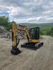 Mini excavatrice KOMATSU 304D CR à vendre utilisée pour des composants de noyau de CAT pompe à engrenages de boîte de vitesse de moteur de chenille de fonctionnement de 3 tonnes - Product Image 6