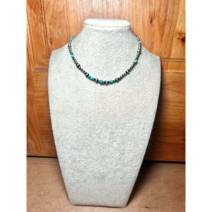 Collier artisanal Navajo en turquoise de Kingman et argent sterling, bijou culturel de collection - Product Image 3